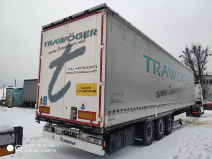 Бортовой полуприцеп Krone 662915 Бортовой полуприцеп Krone 662915